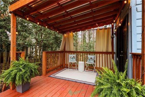 Photo of 1350 Overlook Cove SE, Smyrna, GA 30080 (MLS # 7668812)