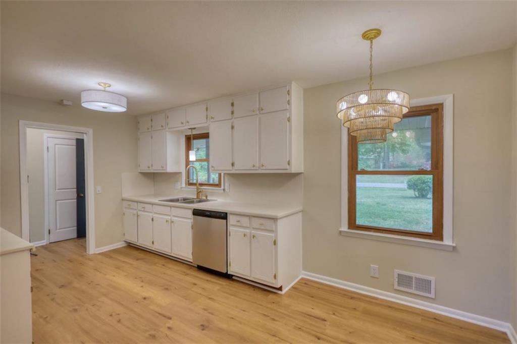 1311 Maple Street Se St, Conyers, Georgia image 7
