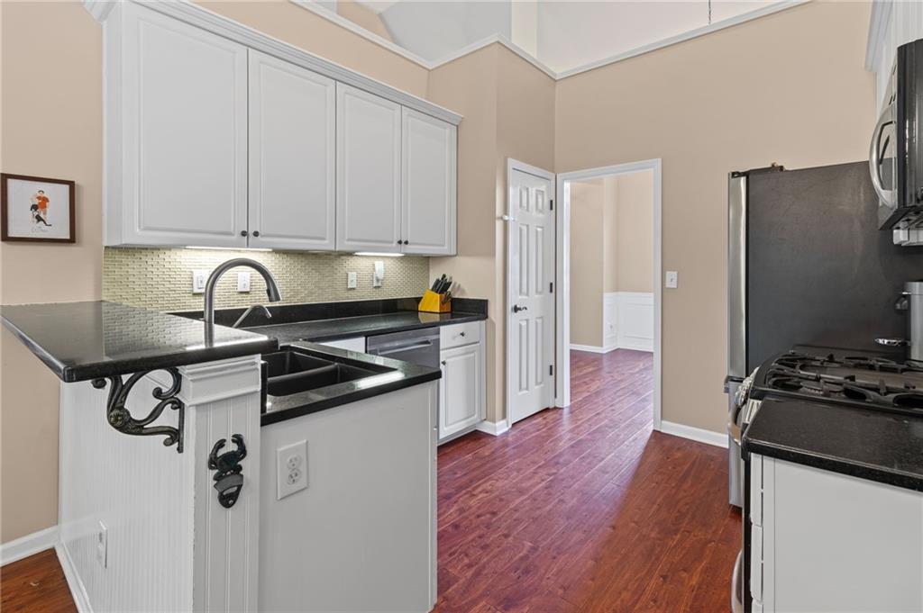6922 Chester Street, Fairburn, Georgia image 10