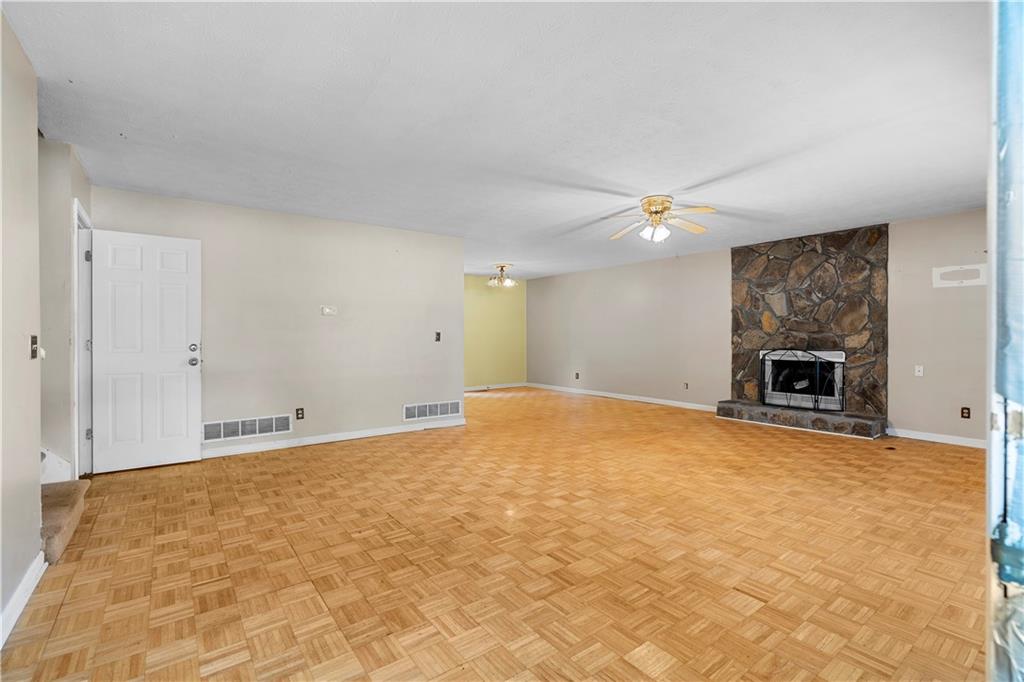 35 Pawn Drive, Carrollton, Georgia image 6