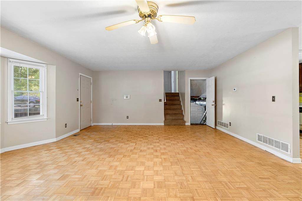 35 Pawn Drive, Carrollton, Georgia image 3