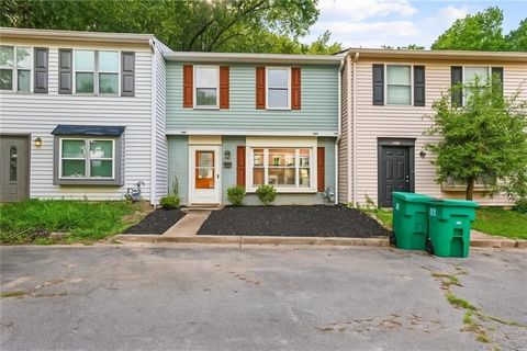 8846 LONG BEACH Circle Sandy Springs GA 30350