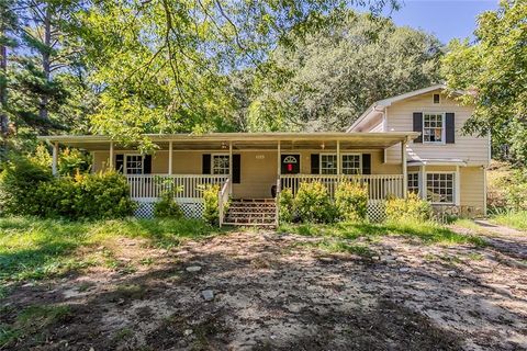 Homes For Sale - 926 Bell Road<br/> Conyers, GA 30094