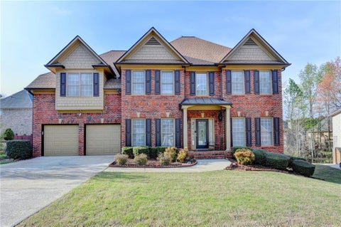 Homes For Sale - 1400 Cresthaven Lane Ln<br/> Gwinnett County, Lawrenceville, GA 30043