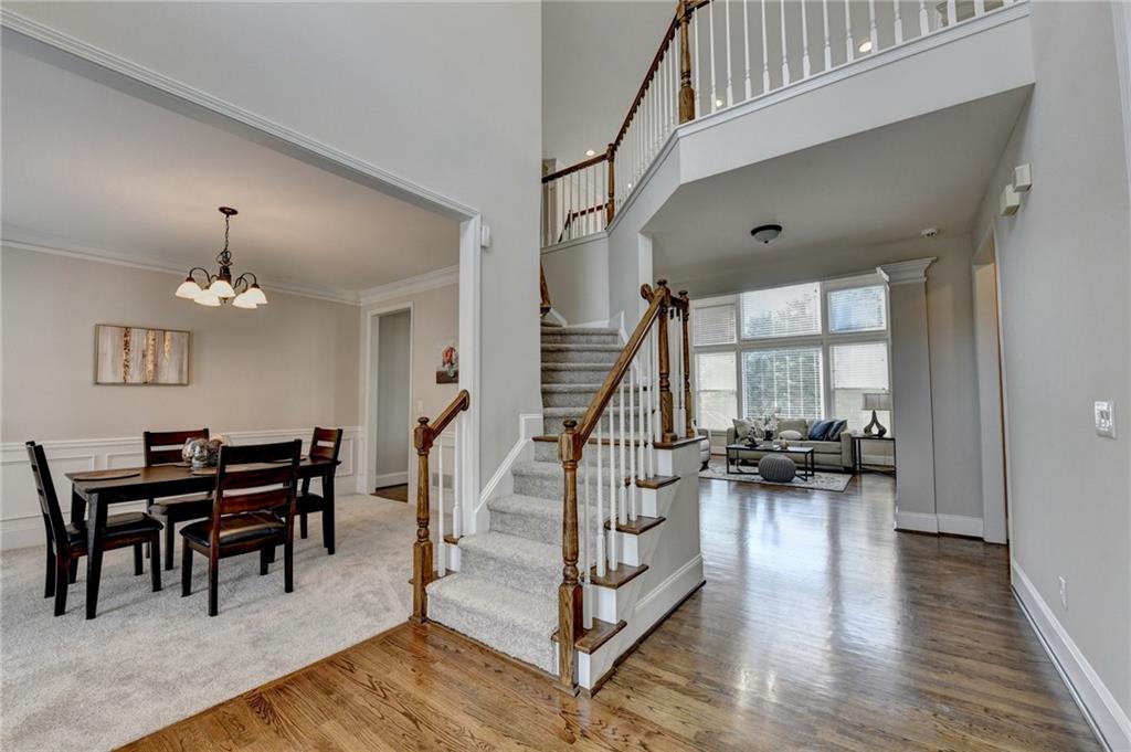 1400 Cresthaven lane