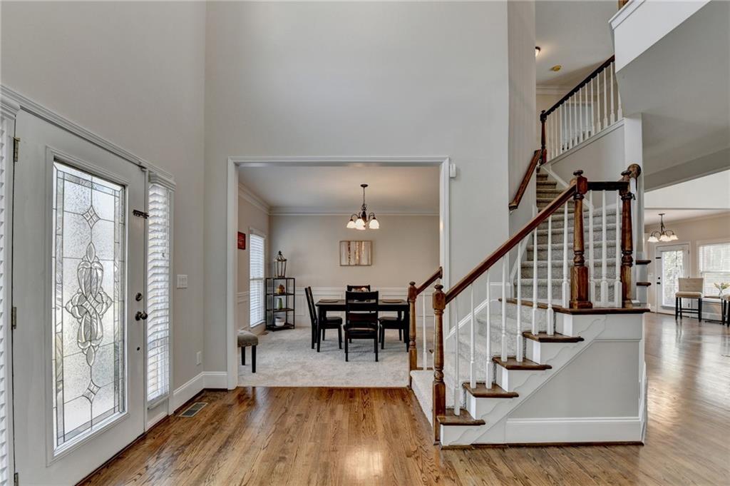 1400 Cresthaven lane