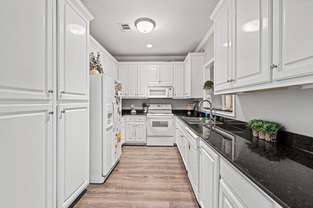 130 Wisteria Drive, Winder, Georgia image 12