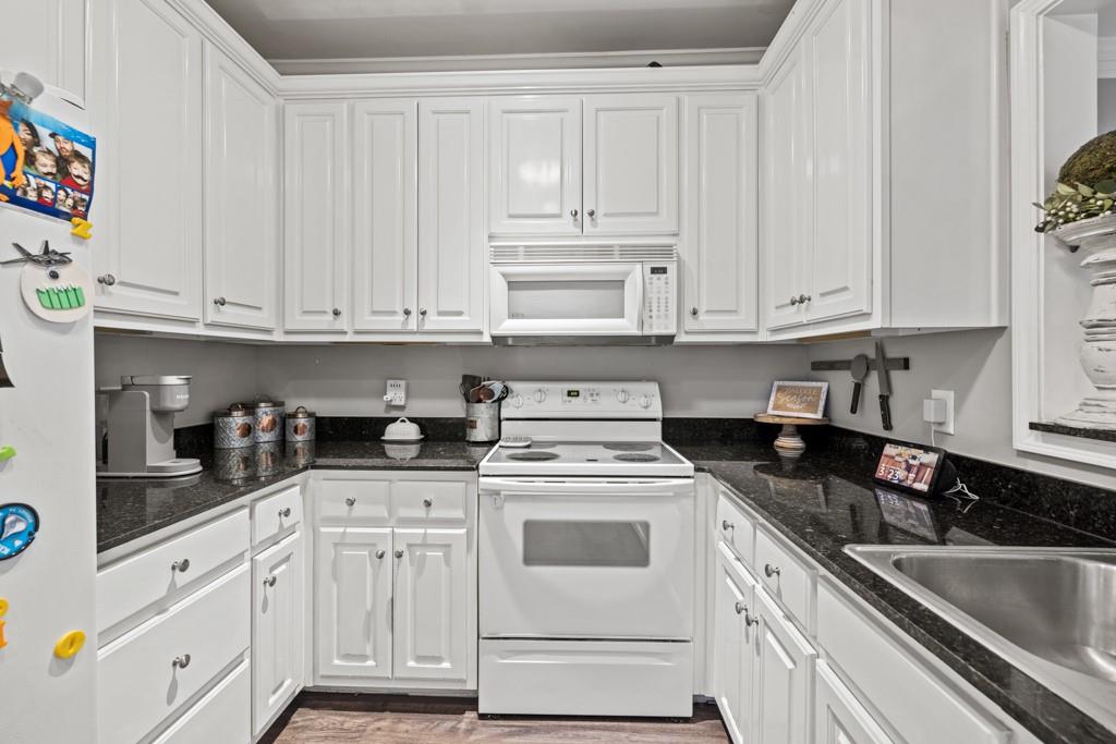 130 Wisteria Drive, Winder, Georgia image 14