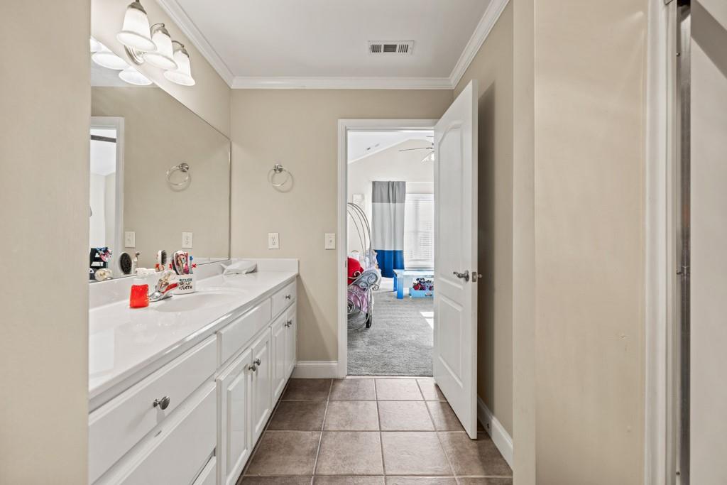 130 Wisteria Drive, Winder, Georgia image 32