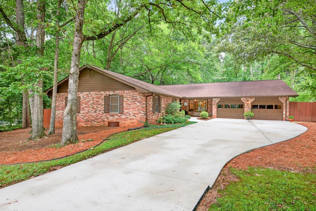 1249 Heritage Hills Circle
