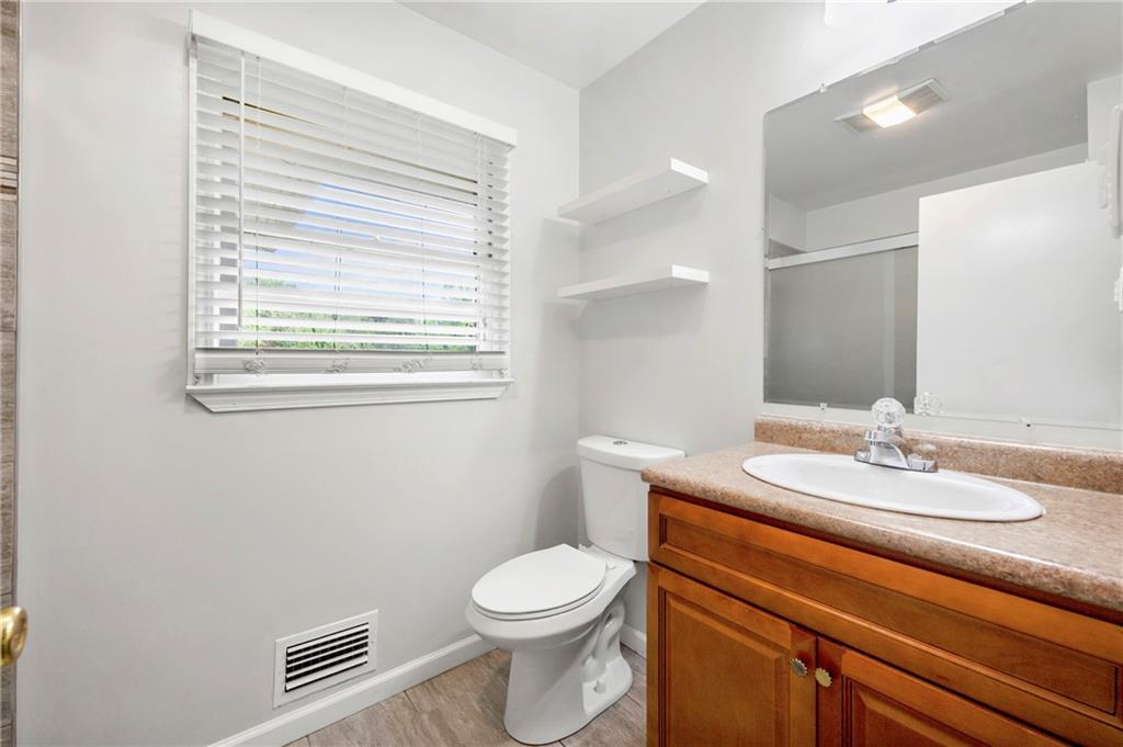 3050 Rebecca Drive, Atlanta, Georgia image 18