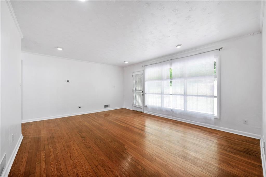 3050 Rebecca Drive, Atlanta, Georgia image 13