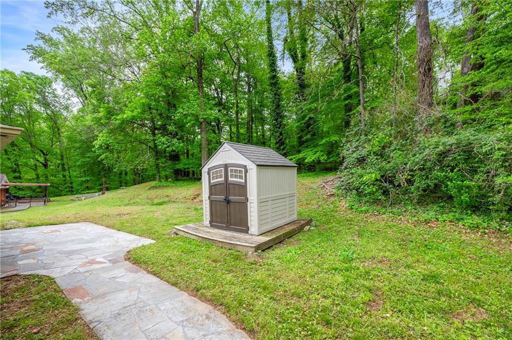 3050 Rebecca Drive, Atlanta, Georgia image 24