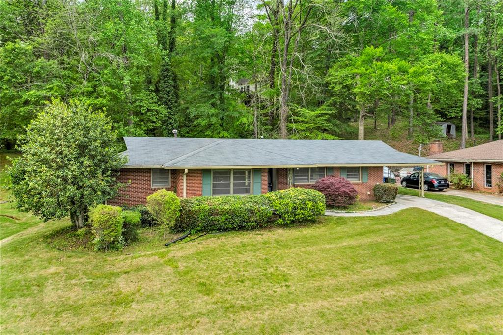 3050 Rebecca Drive, Atlanta, Georgia image 2