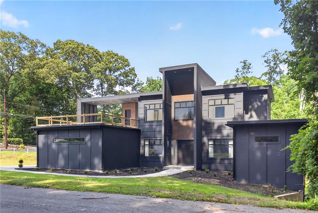 1068 SE BUCKNER Road