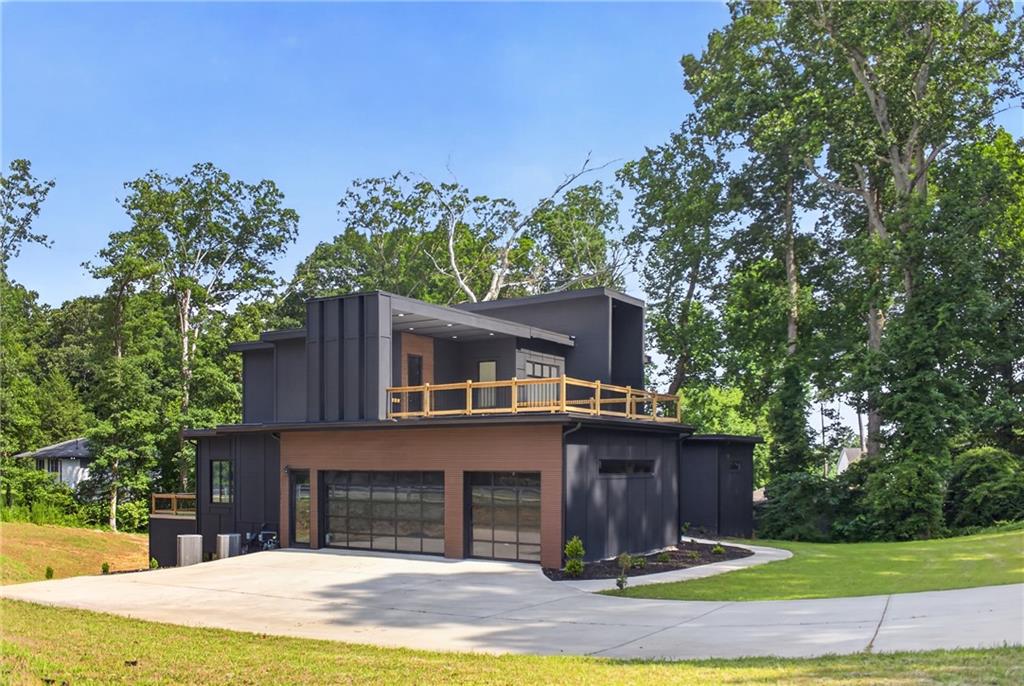 1068 SE BUCKNER Road