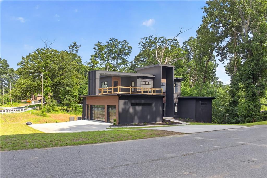 1068 SE BUCKNER Road