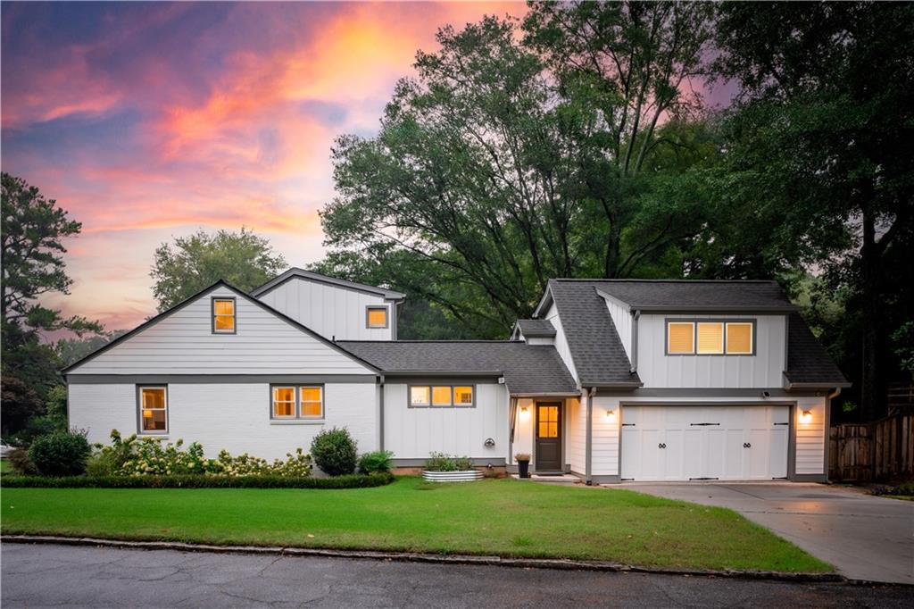 102 MOCKINGBIRD Lane