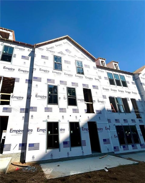 Townhouse For Sale - 2196 Wexford Drive #34<br/> Brookhaven, GA 30319