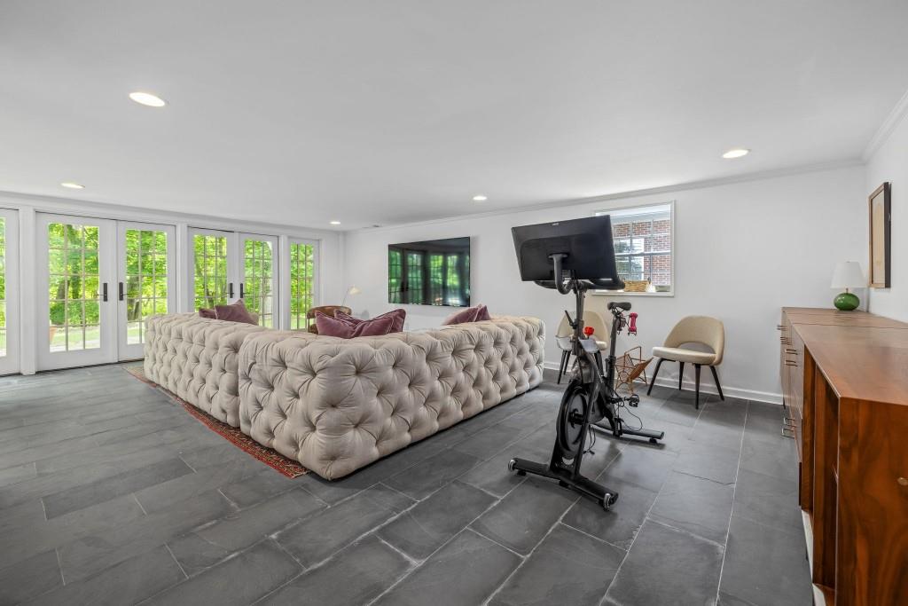 6135 White Oak Drive, Flowery Branch, Georgia image 30