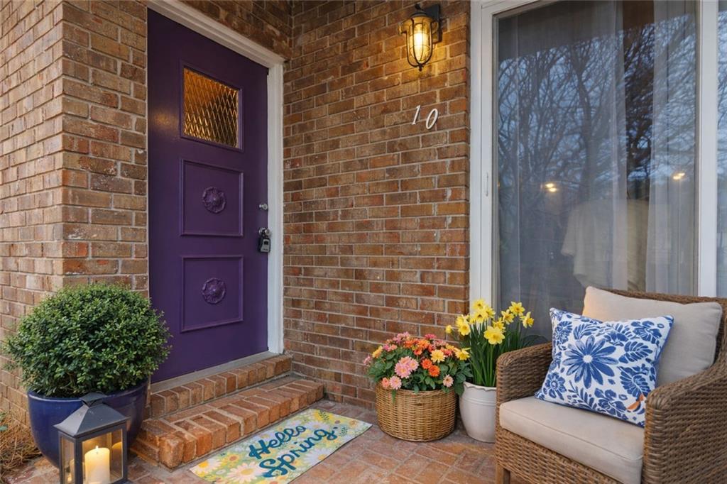 260 Manning Road SW 10