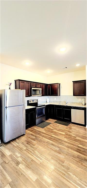 6408 Kennonbriar Court, Lithonia, Georgia image 9
