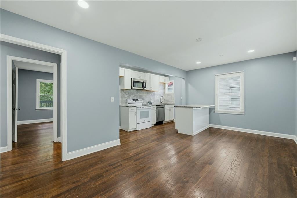 1001 Moreland Drive