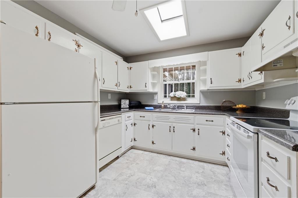 2107 Jordan Terrace NE