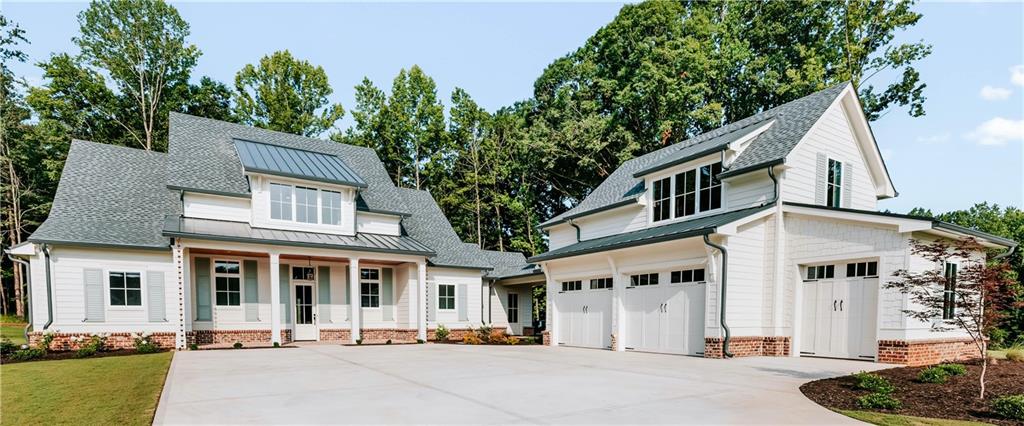 217 Chariot Court