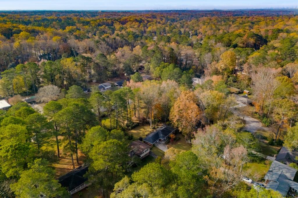 4081 Menlo Drive, Tucker, Georgia image 32