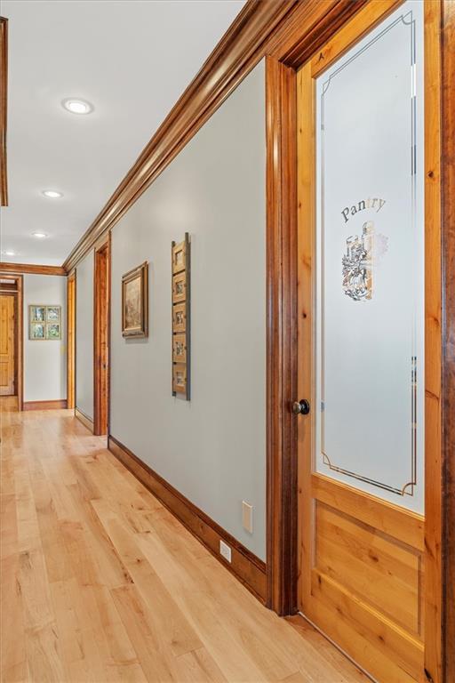 6316 Woodlake Drive, Buford, Georgia image 34