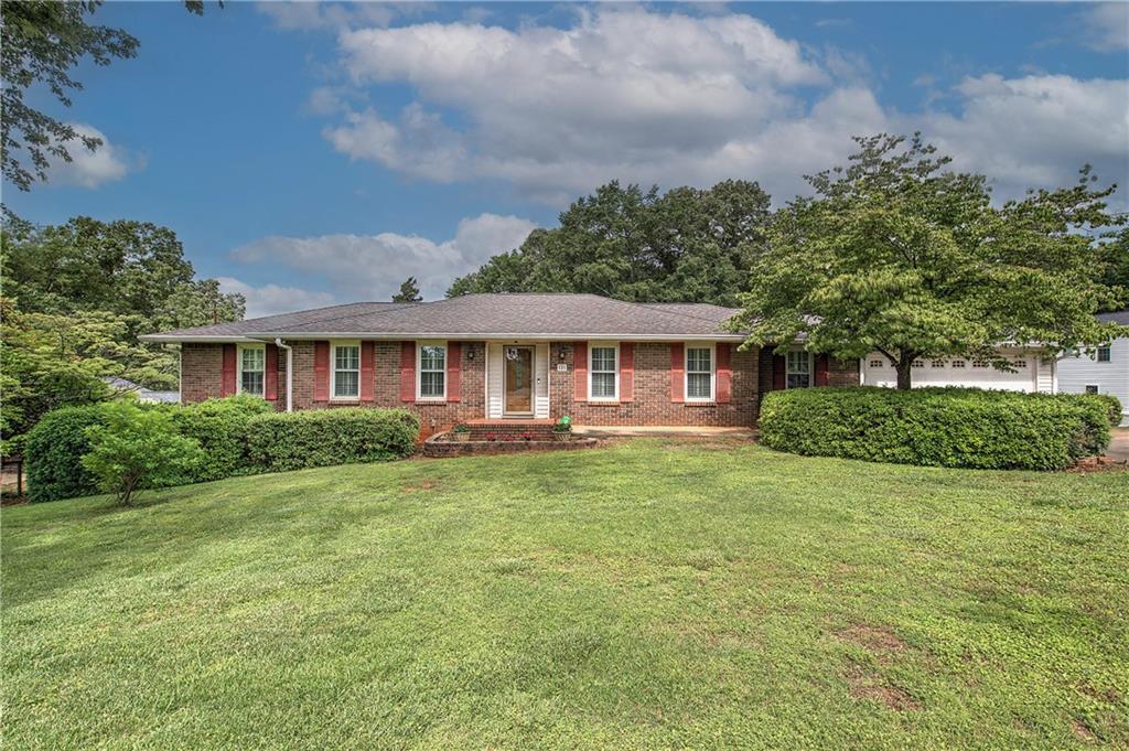 121 Arrowhead Drive, Cartersville, Georgia image 1