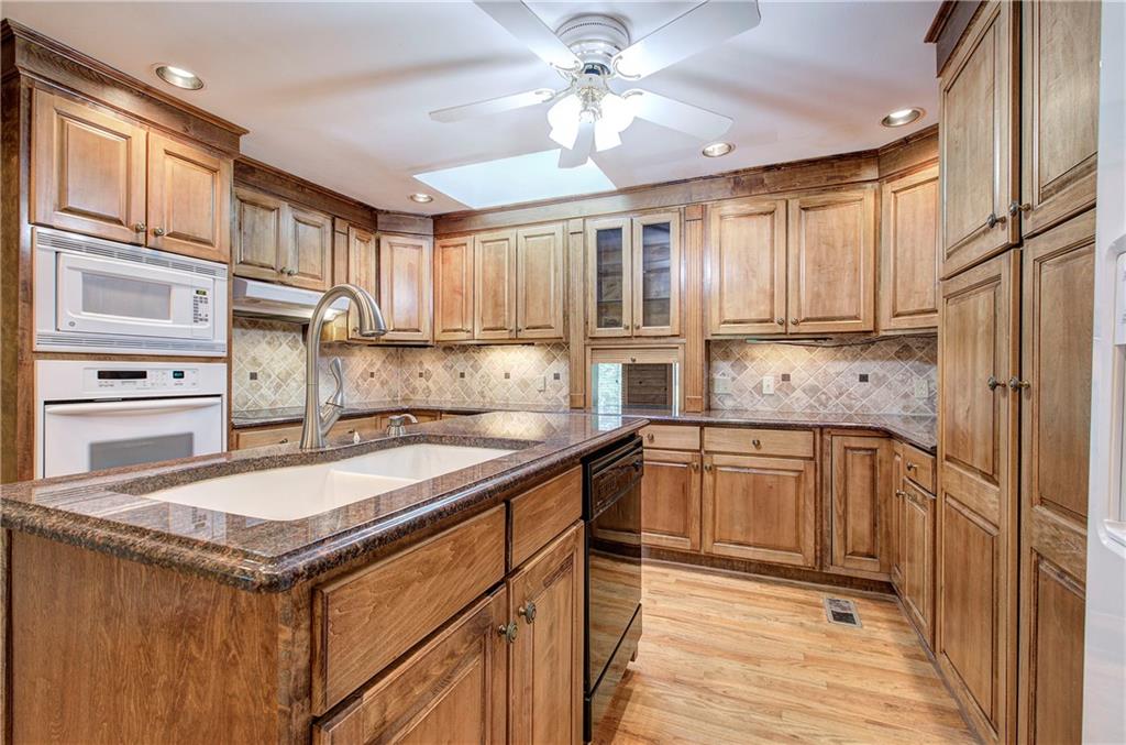 121 Arrowhead Drive, Cartersville, Georgia image 25