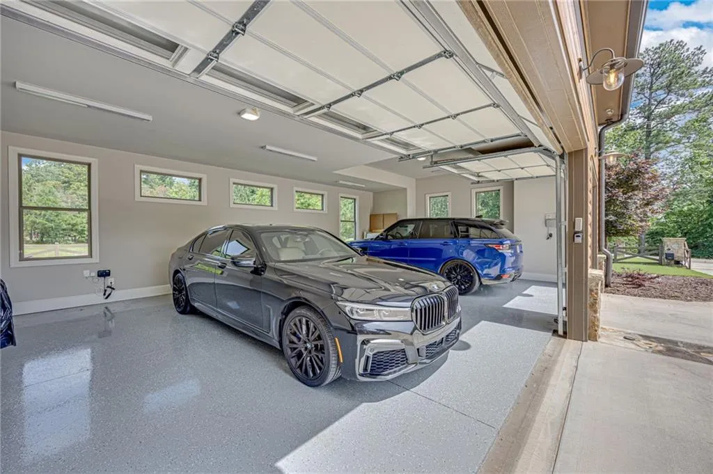 Flowery Branch, Georgia 30542, United States, 4 Bedrooms Bedrooms, ,6 BathroomsBathrooms,Residential,Coming Soon,151143