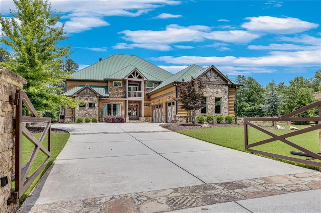 Flowery Branch, Georgia 30542, United States, 4 Bedrooms Bedrooms, ,6 BathroomsBathrooms,Residential,Coming Soon,151143