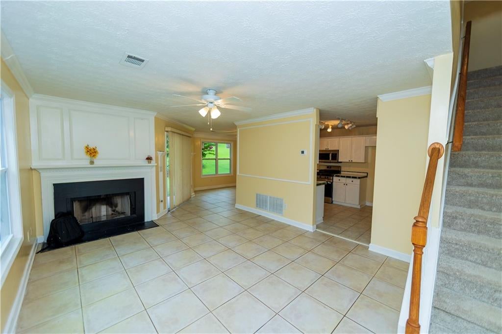 3740 Maple Valley Drive