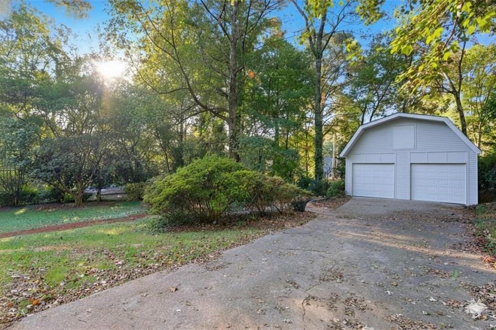 Windsor Farms - Residential