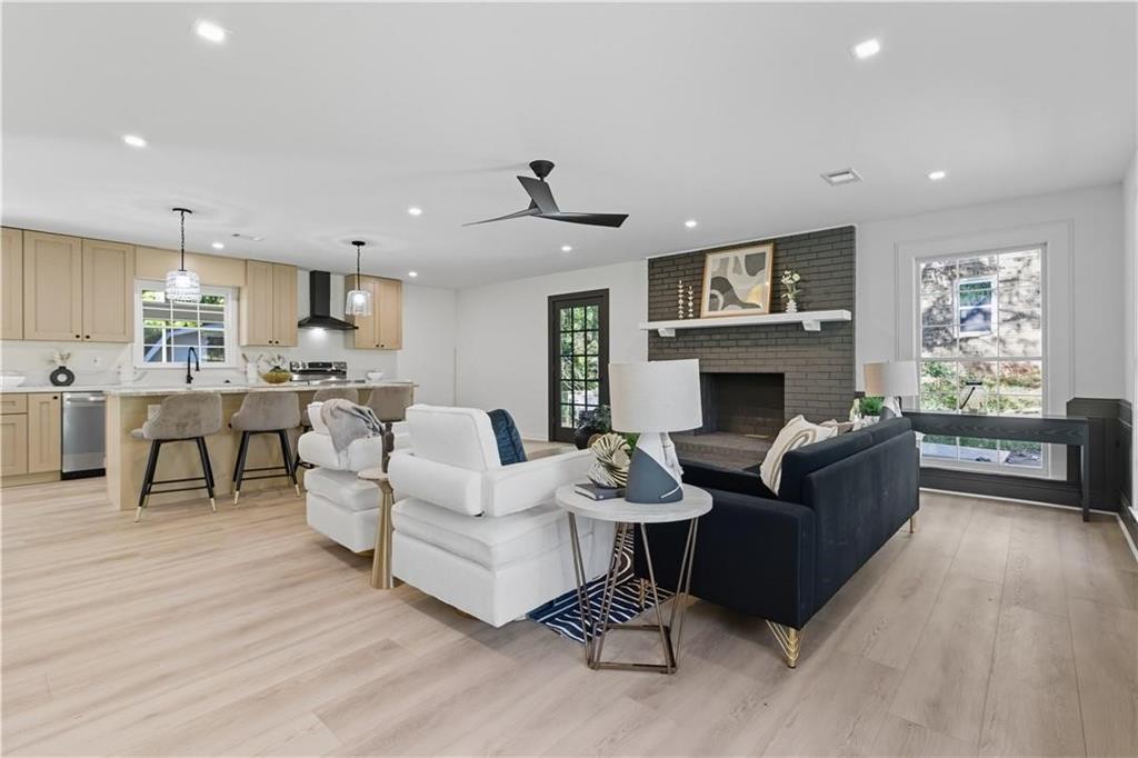 Windsor Farms - Residential