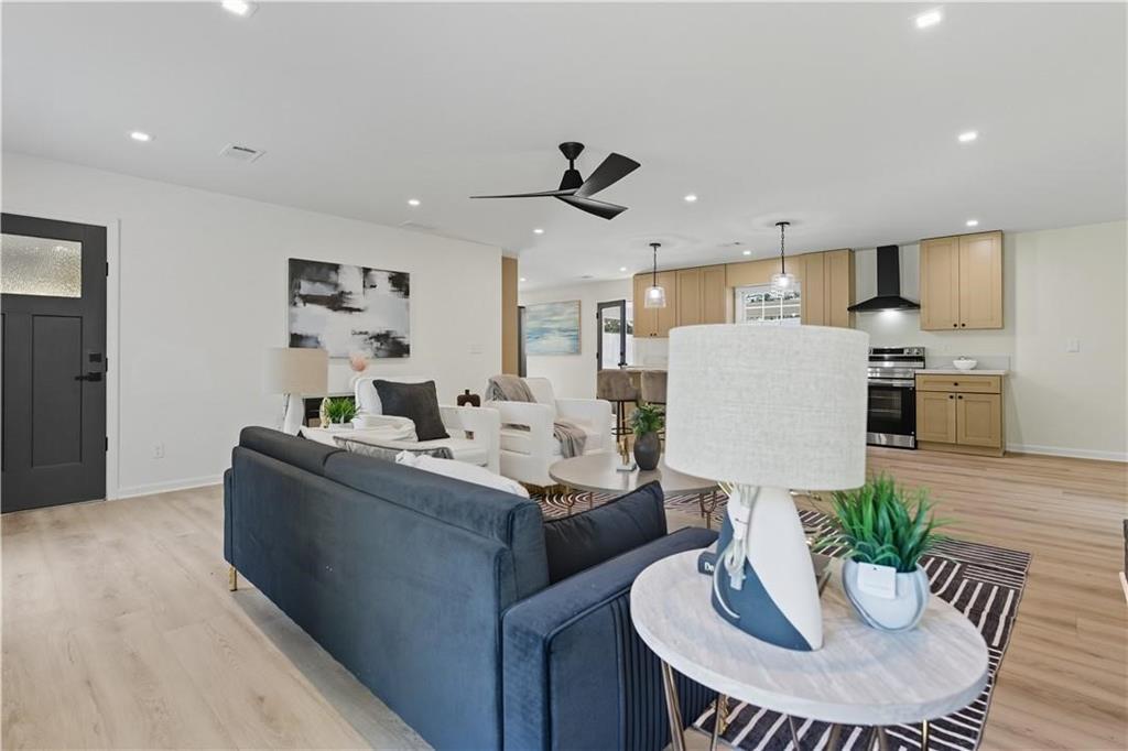 Windsor Farms - Residential