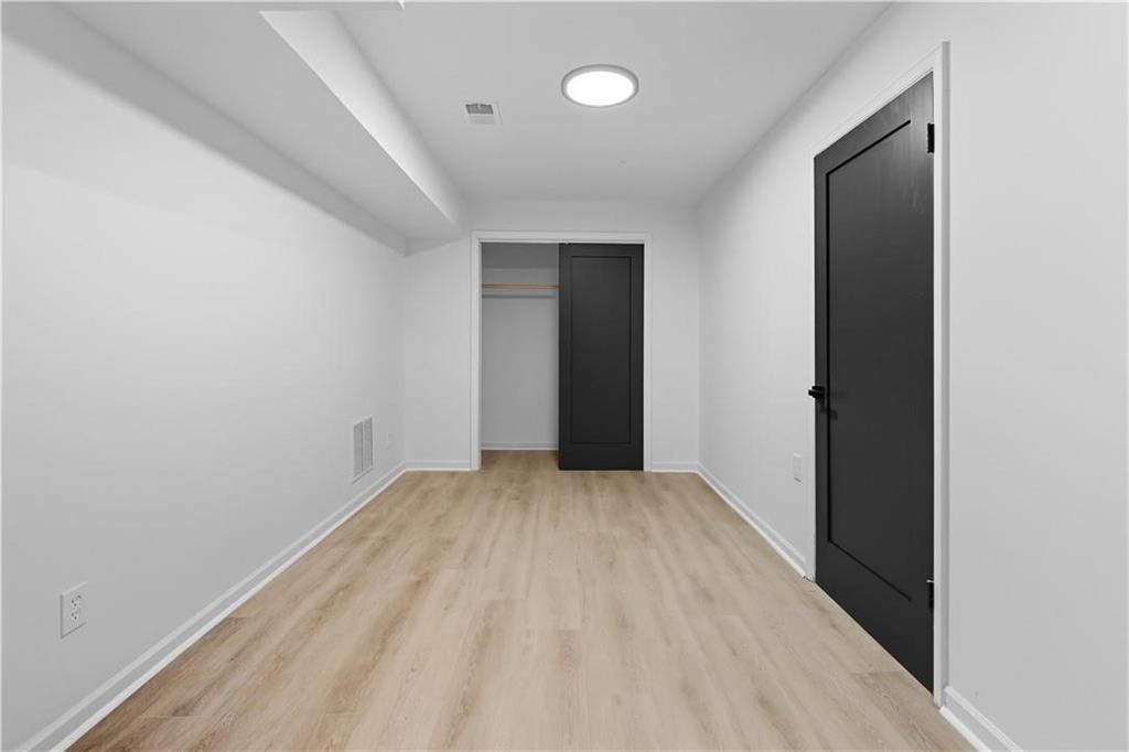 Windsor Farms - Residential