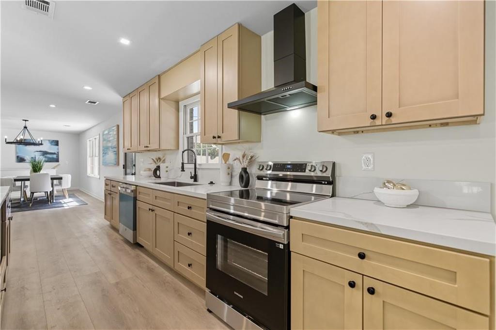 Windsor Farms - Residential