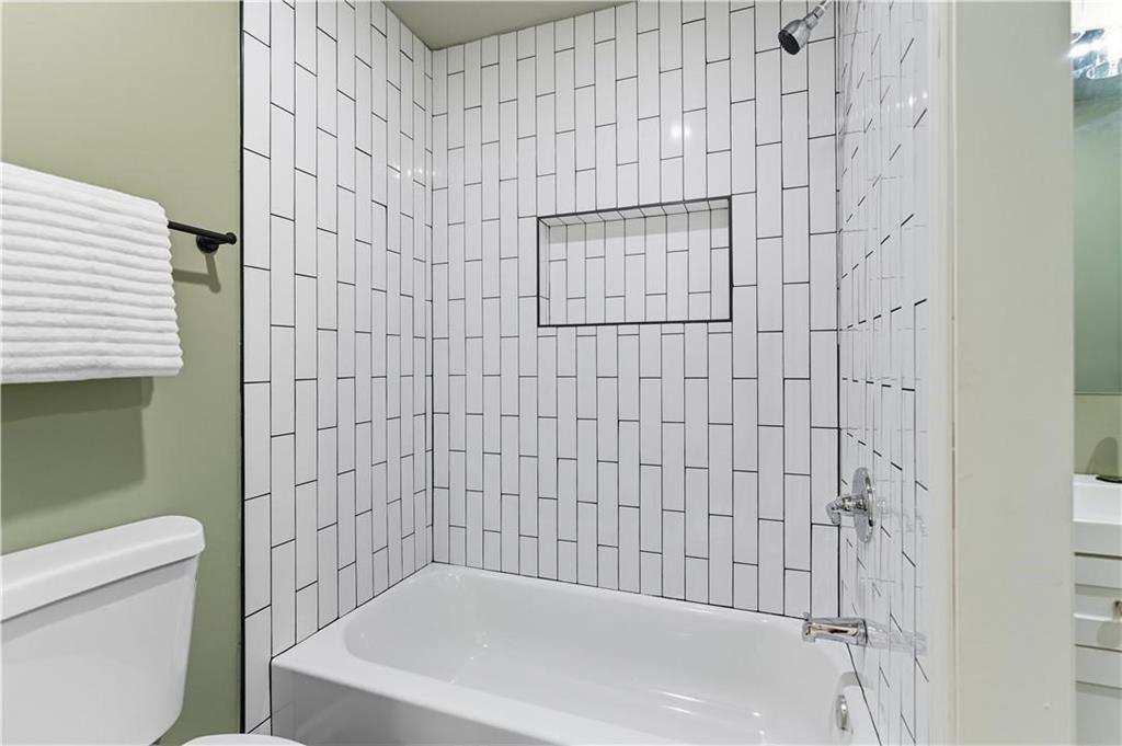 Windsor Farms - Residential