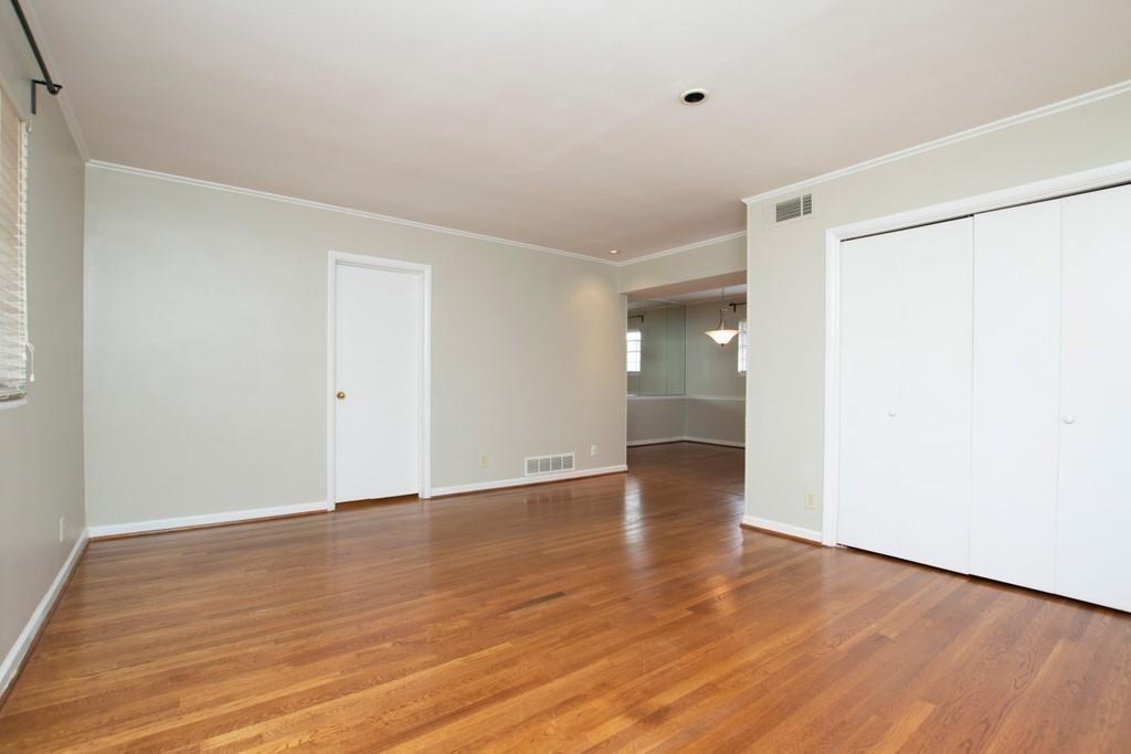 3660 Peachtree Road NE E4