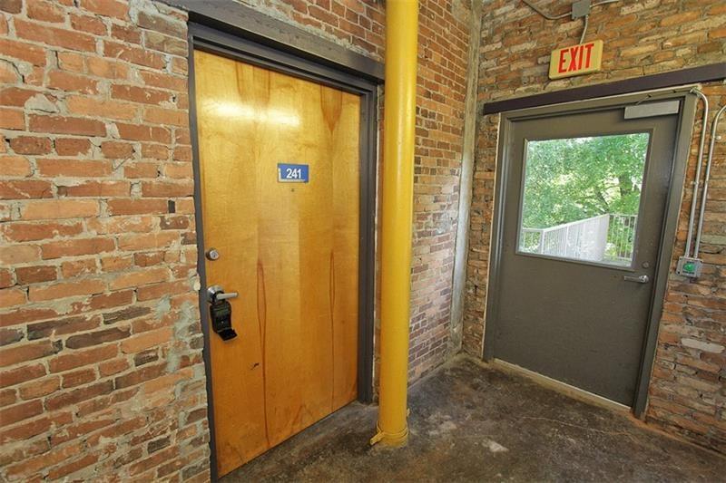 659 Auburn Avenue NE 241