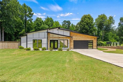 90 Mckown Road Fayetteville GA 30214