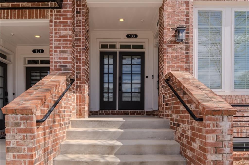 133 Devore Road 208