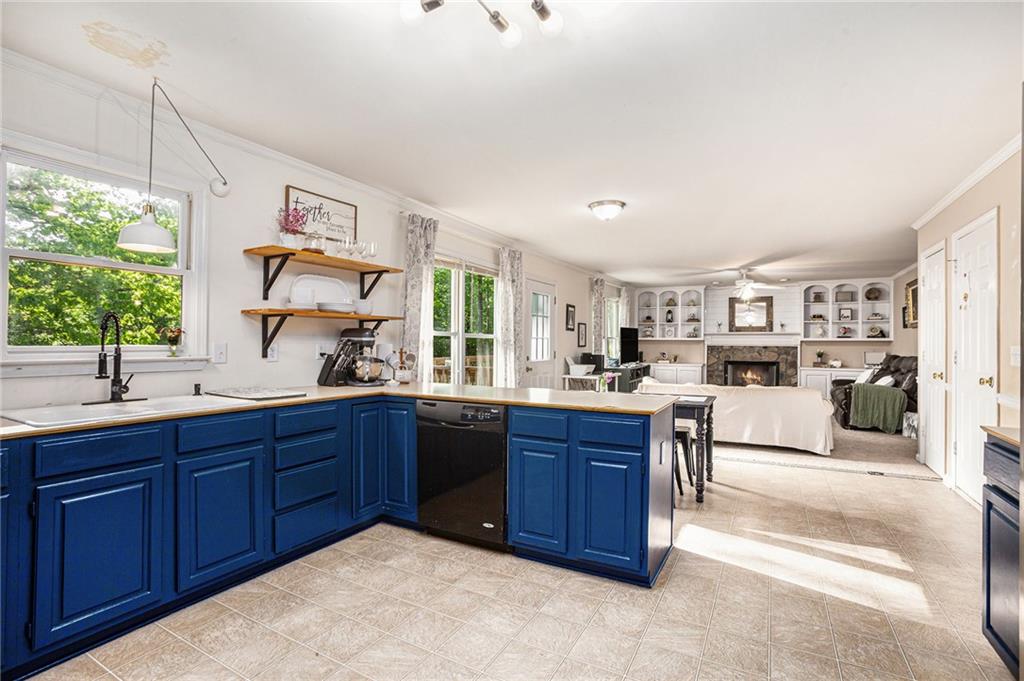 4614 Riveredge Cove, Snellville, Georgia image 14