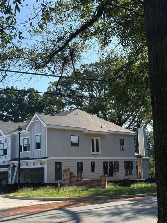1961 Walton Court