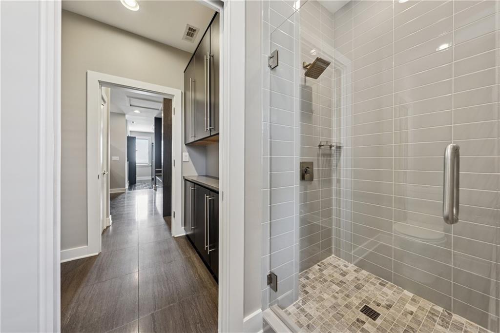 400 Canton Walk, Roswell, Georgia image 31