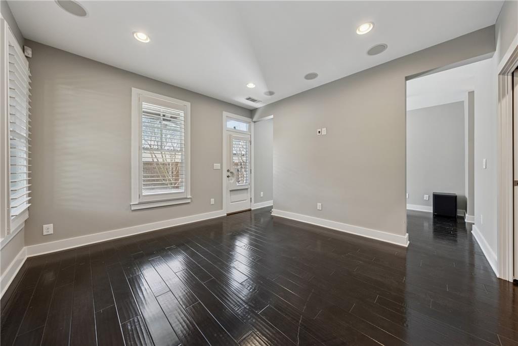 400 Canton Walk, Roswell, Georgia image 37